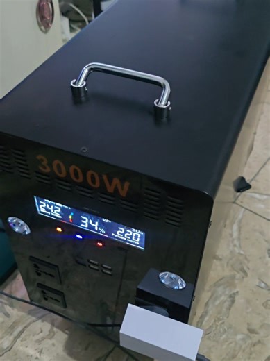 3000w portable power station with lithium batter for all your home appliances #tiktokcameroon🇨🇲tiktokafrica #powerbank #faistrade #solar #powerstation
