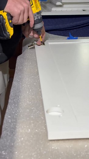 Kitchen cabinet door install 🤌 * Labeling, marking, and measuring before you remove the doors is key!!! so you can install them the exact same way no matter if it’s a week later or 10 months 😆 * #moosepaintingnh #moosemethod #painting #kitchencabinets #install #contractor | Moose Painting