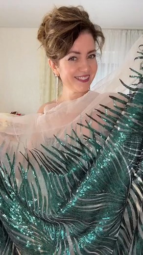 Fashion Irene Butsch #irenebutsch #fashion #fashiontiktok #model #dress #ideenvonirenbutsch #mode #tips #fashiontrick #trend #coesfeld #fblifestyle | Gus Levy | Facebook