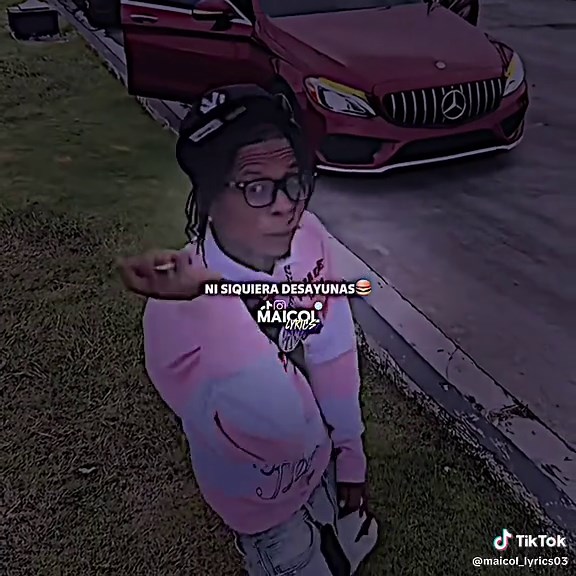 Le tan tirando piedra ala luna 🌚 #parati #lyrics #fy #maicol_lyrics🧍🏻‍♂️ @Yoanretroo