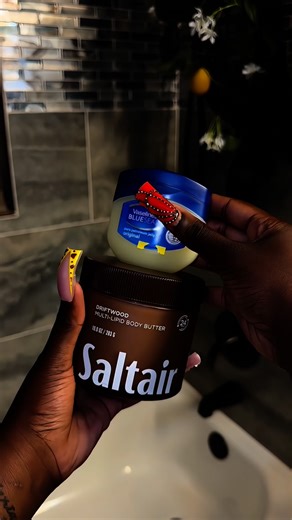 self care on Instagram: "GRWM: @saltair Shower 癩Wash cloths: @iambluxury ✨#saltairshower #shower #showerroutineaesthetic #hygieneroutine #showerwithme #selfcare"