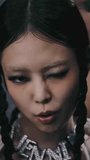 ソニーミュージック洋楽 on Instagram: "#JENNIE ソロ・デビュー・アルバム 『Ruby』本日3/7リリース❤️ 「like JENNIE」ミュージックビデオ公開中 #JENNIE #제니 #LikeJENNIE #라이크제니 #Ruby #OA #ジェニ #歌詞 #lyrics #和訳"