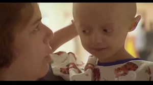 These people are so incredible that you will not believe they really exist. -Sampson Berns Sampson was a brave teenager who suffered from progeria, a disease that accelerates his aging. -Daniel Saenz Daniel is a baseball boy like any other, except that he completely sheds the skin of his face every day because he suffers from Netherton syndrome, a disease also known as butterfly skin, due to its extreme delicacy. -Valeria Lukyanova We have all heard about the most famous doll in the world and th