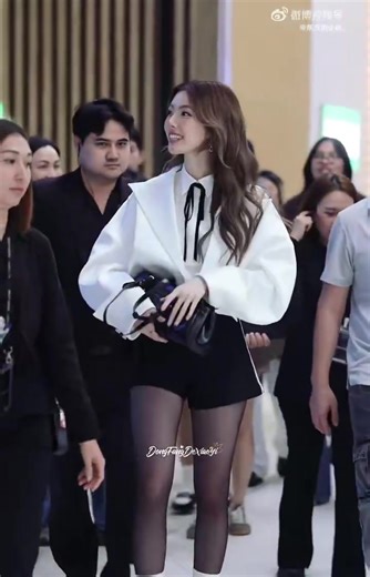 Bé Orm hôm nay xinh tóa😘 ORM X CHAELESKEITH TH #OrmCharlesKeithShowcase #Lingorm #หลิงออม | LingOrm Kết Hôn chưa