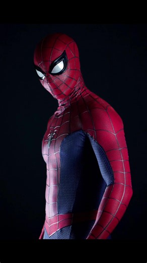 Tom Holland's New Spider-Man Suit Revealed!
