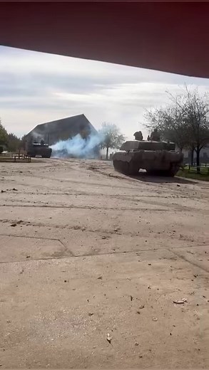 208K views · 1.3K reactions | Wet days on the plain #armour #tanks #challenger2 #britisharmy | The Royal Tank Regiment | Facebook