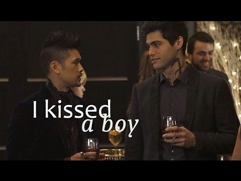 Malec (Shadowhunters) - I kissed a boy