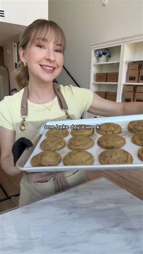 you don’t need endless free time to build a bakery from home. one of the biggest mistakes i see new home bakers make is trying to run their bakery like a full-time business before their life actually allows for it. the truth is, a micro bakery works best when it’s designed around your real life. slow, sustainable growth isn’t boring… it’s how you build something that actually lasts. if you want to learn the exact framework i teach for starting a micro bakery without overwhelm, comment “class” be