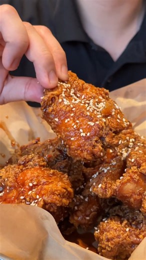 Kakatakam! Tinaguriang one of the best Korean fried chicken sa Seoul finally nasa Pinas na. | Ran Got Away