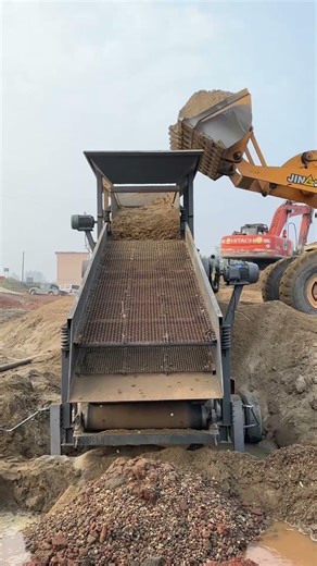 Mobile hopper + sand screening machine#manufacturer #machine #equipment