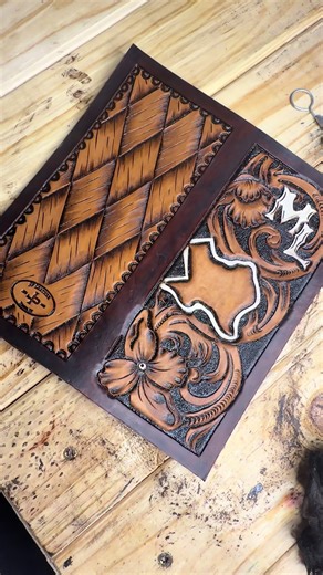 My favorite step in this process has to be antiquing. #fyp #paratiiiiiiiiiiiiiiiiiiiiiiiiiiiiiii #leathertooling #smallbusiness #customleather @tandyleather