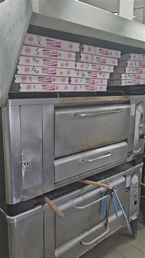 Set up for a huge event yesterday at Columbia Academy yesterday. Lots to get together before even opening our doors for the day! #minnesota #pizza #minneapolis #smallbusiness @Heights Pizza