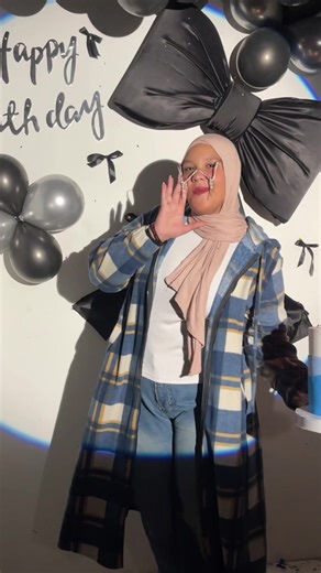 سيشن عيد ميلاد مميز مع الأصدقاء بسعر ١٠٠ج