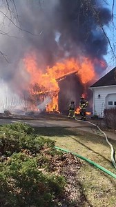 The term “fully involved” seems to be highly subjective… but I think this certainly qualifies as FULLY INVOLVED! 🔥🔥🔥🎥 Credit: Summersville Fire Department #fire #firedepartment #firefighter #firefighters #fireman #firemen #responding #firetruck #workingfire | Tailboard Leadership