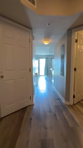 Islander 3002 puts you right on the Gulf with space for 6