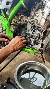 11K views · 87 reactions | LEVER SPRING INSTALLATION KMX125 #leverspringkmx125 #leverspring #kmx125 #kawasakikmx125 #kawasaki #engine #motorcycleengine #motorcycle #motorshop #mechanic #reelsfb #reelstrending #reels | Paolo Angelo Palo | Facebook