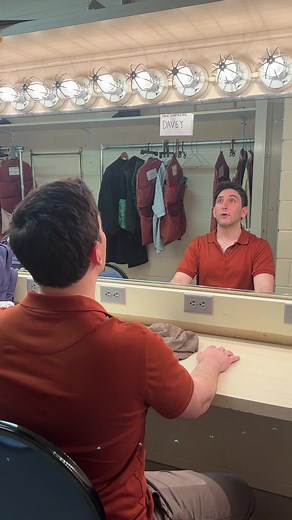 Nostalgia at its finest for our Alum Ben Fankhauser #ithaca #ithacacollege #ithacacollegeonstage #musicaltheatre #theatre #music #dance #dancer #theatrekid #theatrekids #theatretiktok #musicals #musical #newsies #newsiesthemusical #newsiesbroadway #benfankhauser