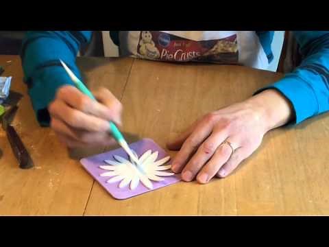 Gum Paste Flowers: How to Make Daisies