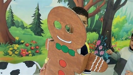 Gingerbread Man Role Play KG1C Run, run as fast as you can! Our little stars brought The Gingerbread Man story to life through fun role play, building confidence, imagination, and language skills. #GingerbreadMan #RolePlay #LearningThroughPlay #KGActivities #StoryTimeFun #EarlyYears #CreativeLearning #BedfordKG | Bedford Kindergarten- Qatar