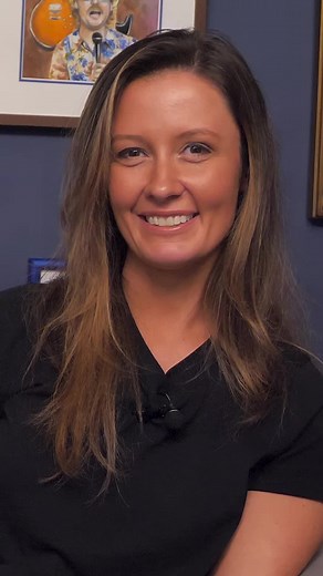 7K views · 86 reactions | Our good pal Emma Vigeland dished the dirt on her elderly Majority Report colleague Sam Seder and it wasn’t pretty. Watch more with Emma on today's ep of Office Hours at youtube.com/live/wLTHK4Yp9Nc OR get an extra hour of the show at patreon.com/officehourslive with a FREE 7-day trial. | Tim Heidecker | Facebook