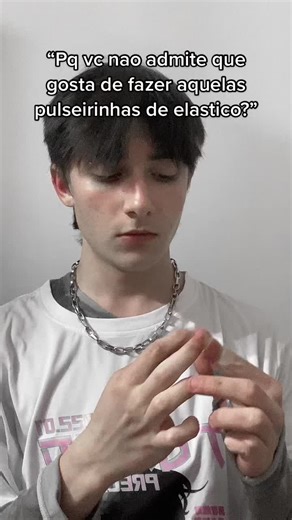 Fun Elastic Putty Tricks You Can Try Today