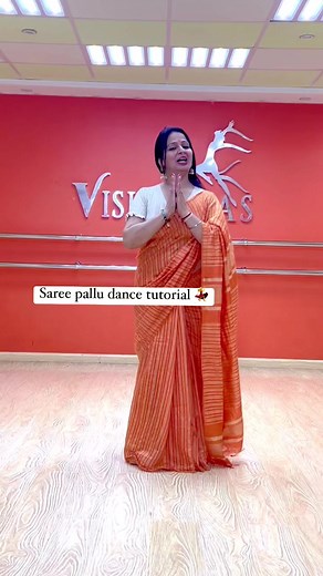 229K views · 4.4K reactions | Step of the day - Saree pallu steps #sarees #sareestyle #sareedraping #sareedance #simplesteps #stepoftheday #vishakhasdance #danceclasses #dubai | Vishakha's : A Dance and Music Training Institute | Facebook