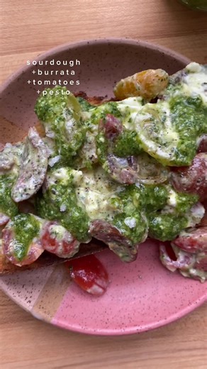 lunch 🤍 #sourdough #burrata #pesto