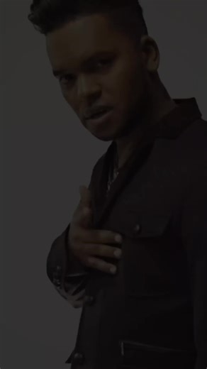 resiste ✨❤️ #unpocomas #resiste #notemas #diosestacontigo #lyricsredimi2 #ohmen #todovaaestarbien #saldrasdeesta #noeseltiempo #mc1615 #rolachida