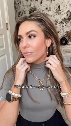 141K views · 839 reactions | It’s mock and turtle neck szn!! Lashes are from @nuwara_beauty in the style cutie code BROOKE10 Here's the link to this look: https://liketk.it/4VKVp | Blush Basics | Facebook