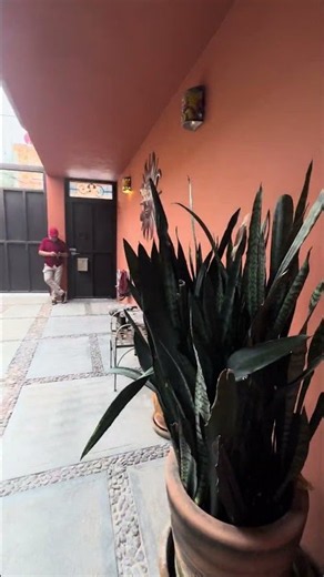 Enclosed Garage & Front Patio | 3-Bedroom Home for Sale in San Antonio, San Miguel de Allende