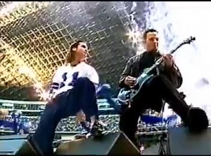 22 years ago Creed put on the greatest Thanksgiving Day Halftime Show in the history of the NFL 🗓️ 11/22/2001 | Dallas Texas TV