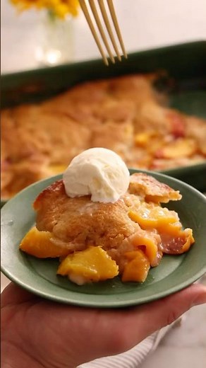 Easy Peach Cobbler