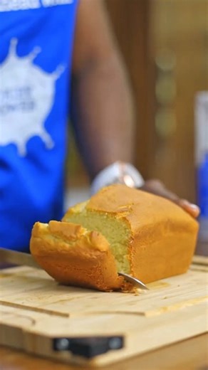 Darecipequeen and Chef Cupid Bakes Creamy Vanilla Cake Recipe with Hollandia UHT Milk Let’s Bake Together Ingredients 500g of Flour 1½ cups of Sugar 5 Eggs 200g Margarine or Butter Half cup of Vegetable oil 1 Cup of Hollandia UHT Milk 1 Tablespoon of Baking Powder 1 Tablespoon of Vanilla Flavour - Watch the reel for the procedure Strawberry Compote Recipe Ingredients 3 cups of fresh strawberries ​¼ cup of granulated sugar ​1 tablespoon of fresh lemon juice ​2 tablespoons of hollandia uht milk - 