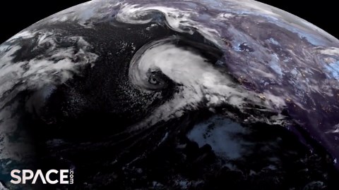 Time-Lapse Of A Powerful Bomb Cyclone Storm Forming