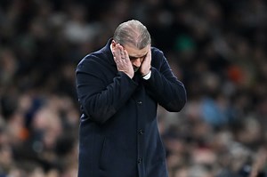 Ange Postecoglou was asked about transfer speculation linking one of his players to Bayern Munich and he did 𝐍𝐎𝐓 hold back 😤 A fiery exchange in the aftermath of a 1-0 FA Cup win against Burnley 🔥 📰 More: https://bit.ly/48MnRKx #Ange | A-Leagues