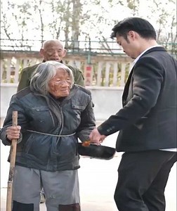 646K views · 10K reactions | Good People Help Others Even They Have Nothing | Media 8 | Facebook