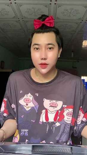 Cartoon Character Graphic T-Shirt Fashion Inspiration