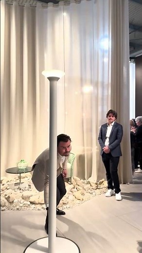 Space saving garden umbrella 👏 (🎥: TT/ a_patsis)