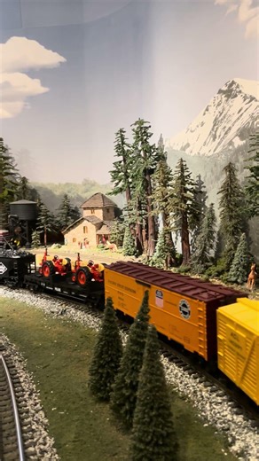 This 44 Ton switcher from WBB is equipped with Blunami making the engine more fun to operate