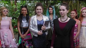 Project Mc²_S04E01_A Royal Pain