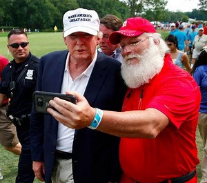 Bad Santa: Santa Claus behaving badly