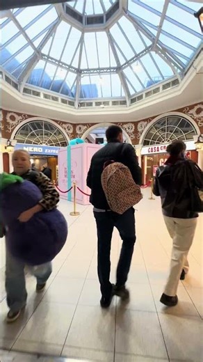 High Street Kensington underground station