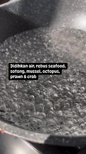 SHELLOUT SEAFOOD ADABI !!!Hi korang, malam ni admin nak kongsikan resipi SHELLOUT by @yatiekitchen . Sedap ni makan dengan nasi panas - panas, makan pula ramai - ramai. Jadi korang boleh la cuba🥰🥰🥰#adabi #bersihdanasli #shellout #viral #fyp #reels #reelsinstagram #instagram #facebook | Adabi Consumer