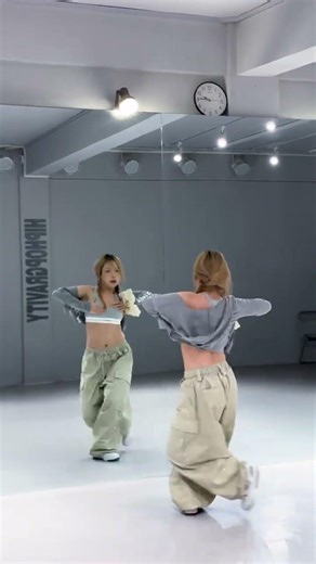 禁止的舞蹈动作：揭秘爵士舞的秘密