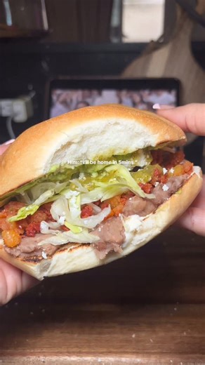 Perla Santana on Instagram: "Torta de chorizo for dinner 🫶🏻 #tortadechorizo"