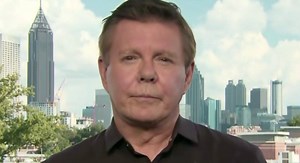 68K views · 1.1K reactions | The Atlanta mayor plans to roll back the city's reopening, but the Georgia governor says that's unenforceable, as his executive order applies statewide and doesn't allow for more restrictive local rules. https://cnn.it/3fj9nX7 | CNN Replay | Facebook