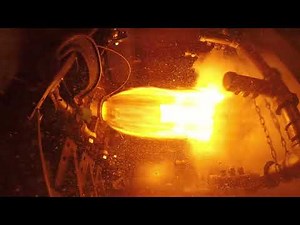 大型ロケットエンジン地上燃焼試験の様子