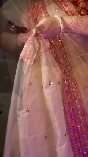 49 reactions | Gold Designer Soft Organza Saree✨ Checkout Our Latest Collection | Lookcollection-best | Facebook