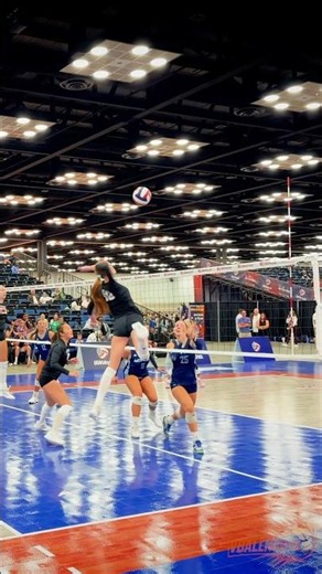 Team OMNI’s Slide Attack Is UNSTOPPABLE 😤🏐