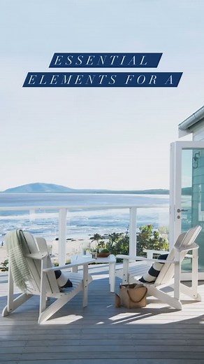 Want the Hamptons look in your home without a cookie-cutter result? ⚓️ This classic coastal decorating style that we’ve adopted from the other side of the world is not just here to stay but a look that continues to evolve with our own lifestyle needs. Tap the link in bio now for a Home Beautiful masterclass and discover the 10 essential elements you’ll need to create the enduring style that is crisp, coastal and forever a classic. Tell us, what do you love about a Hamptons-style home? 💙 Photogr